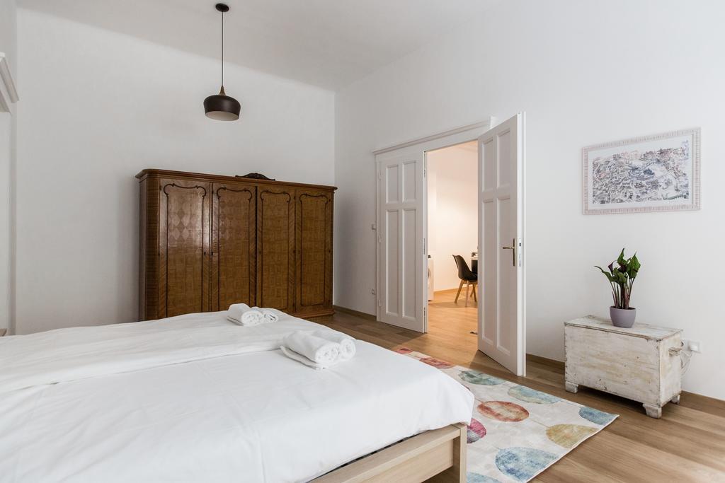 Basilica Dream Home In The Absolute Center Budapest Eksteriør billede